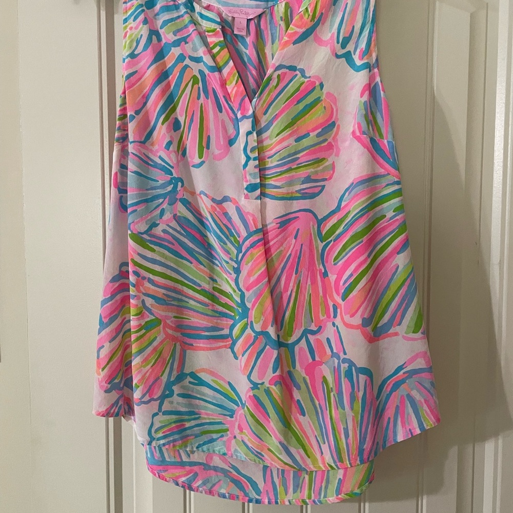 Lily Pulitzer thin blouse, mostly pink, size L